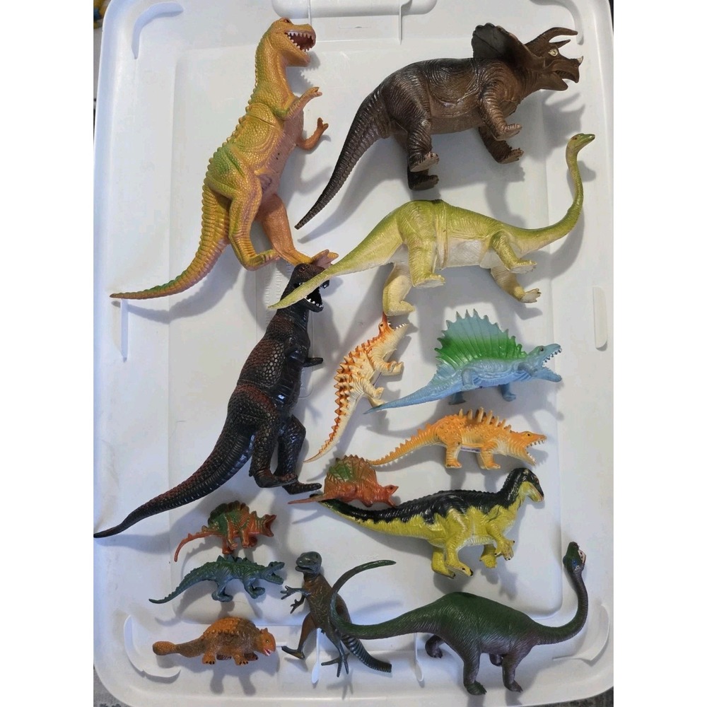 Vintage Chinasaurs Lot‎ Imperial Larami Dungeons and Dragons Dinosaurs Figures
